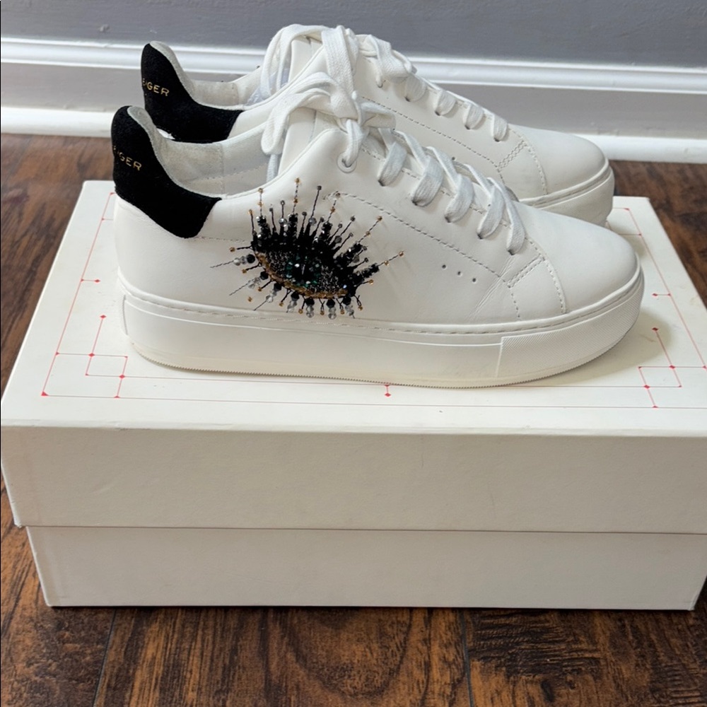 Kurt Geiger White and Black Women's Sneakers